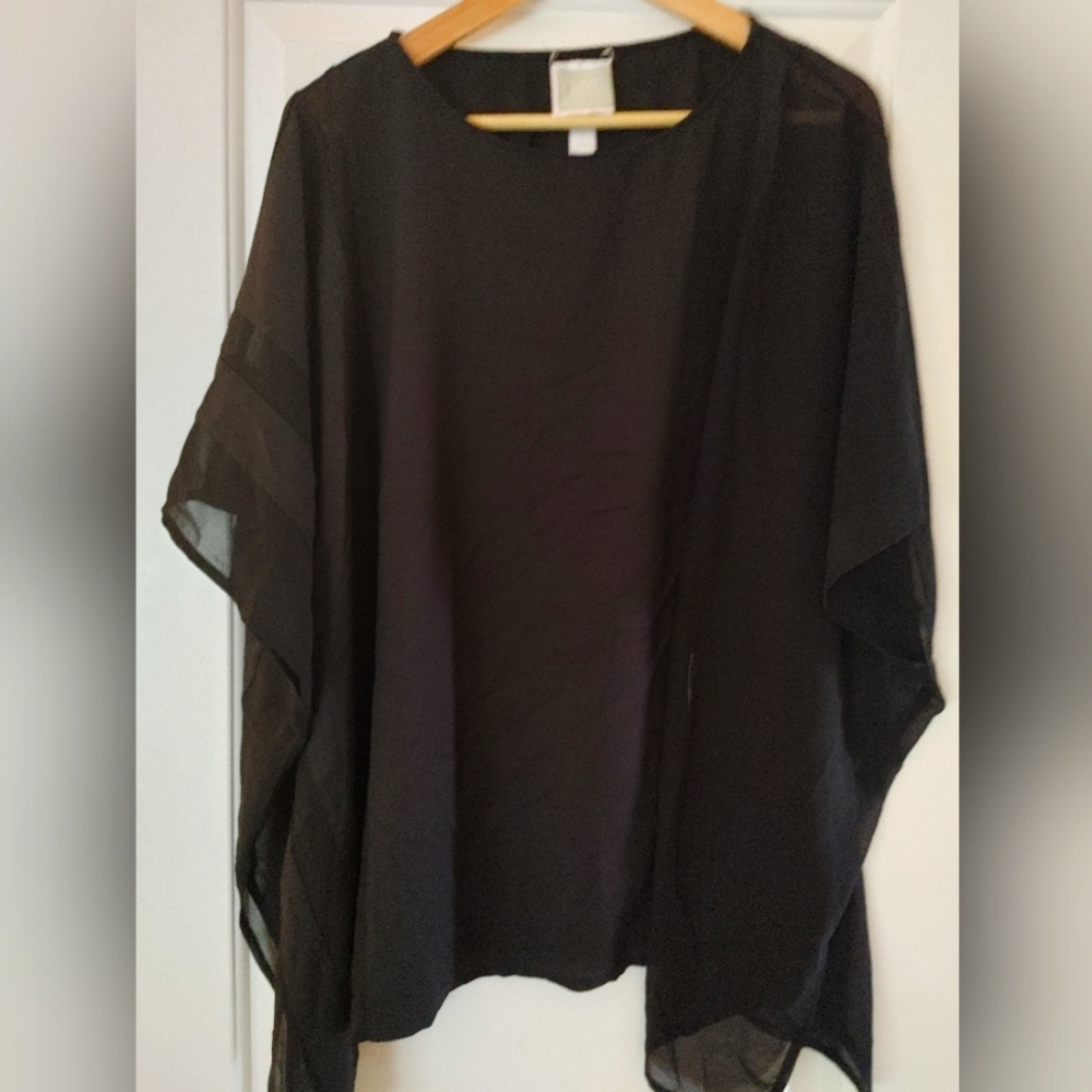✨Wynne Layers Black Flowy Sheer Top ~ Size XL